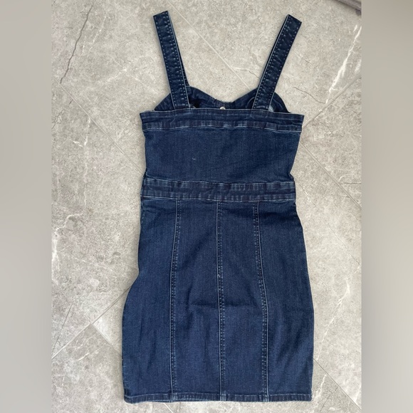 Guess Sleeveless Jean Dress - Picture 2 of 5
